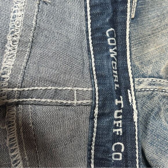 Cowgirl Tuff “ A Wing And A Prayer “ distressed Denim Embossed Shorts Sz 29 - Picture 7 of 7